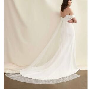 SAVANNAH MILLER "Winona" Bridal Veil in Ivory with Pearls Style SM8090